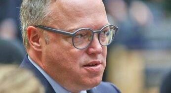 Voigt will Umgang von Kindern mit Smartphones begrenzen