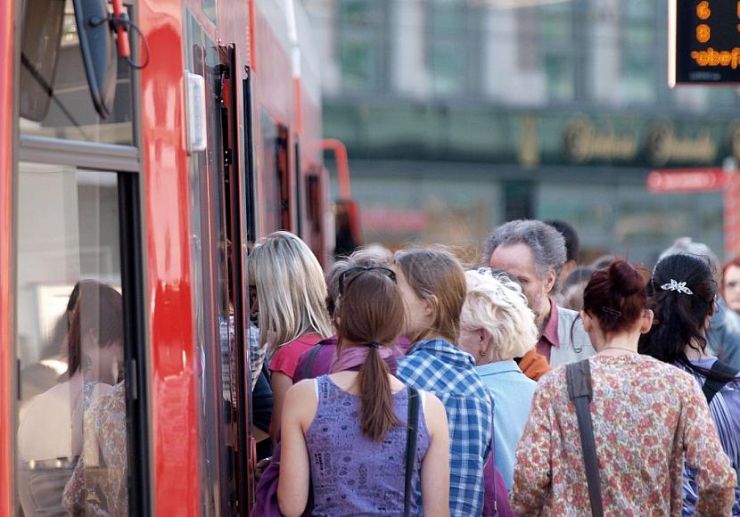 Geheimer Spartrick enthüllt: So fahren Sie mit der Deutschen Bahn für einen Bruchteil des Preises!
