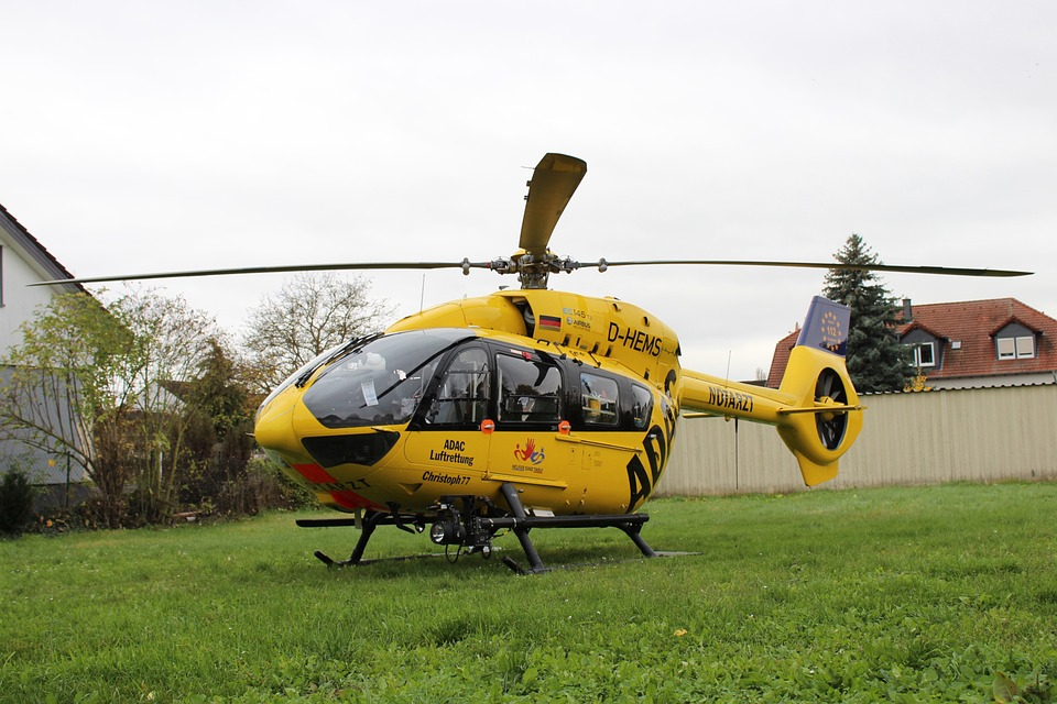 Schon wieder: Attentäter rast mit Auto in Menschenmenge 