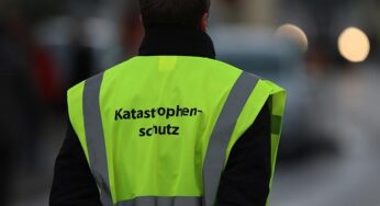 Umfrage: Drei Viertel für soziale Pflichtzeit