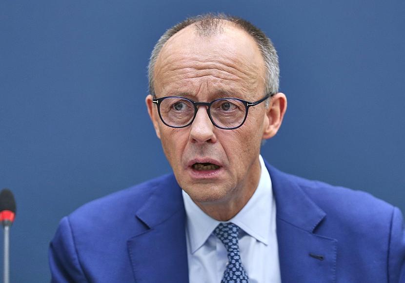 Bundeskanzler Friedrich Merz völlig gedemütigt