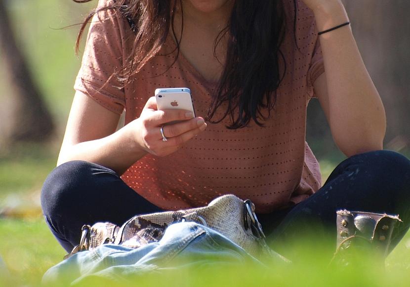 Betrügerisches App-Netzwerk bringt Geschädigte um Millionen