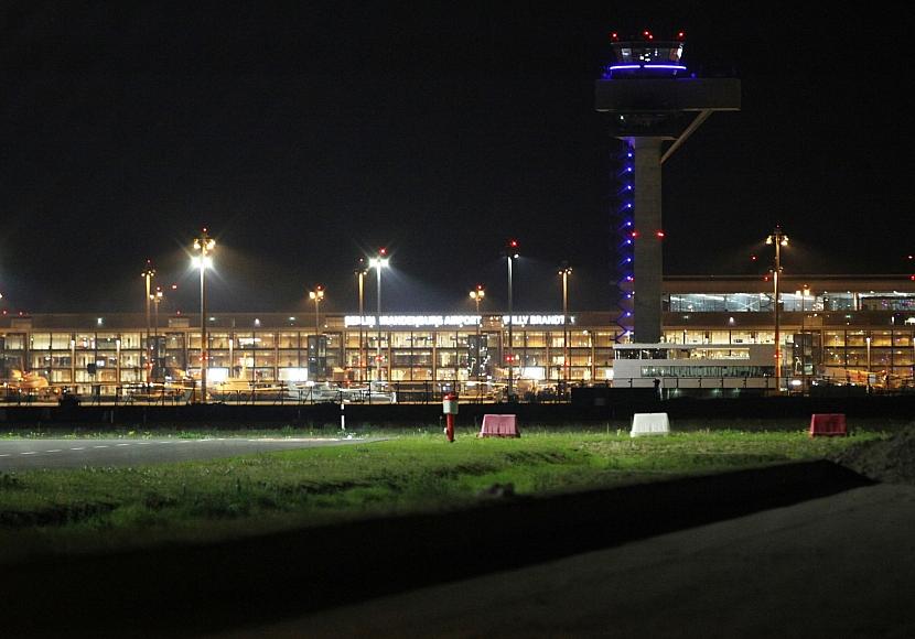 Fahnder nehmen mutmaßlichen Waffenschmuggler der Hamas am BER fest