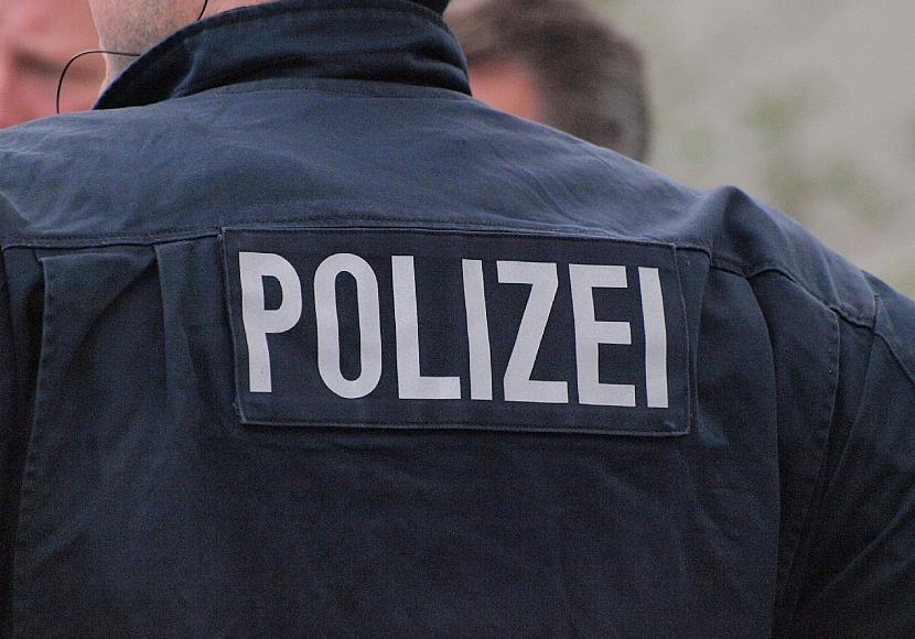Polizei schießt auf Mann mit Armbrust in Oberbayern