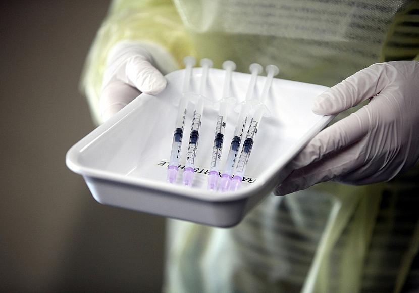 EU-Behörde empfiehlt Kombi-Impfstoff gegen Grippe und Corona