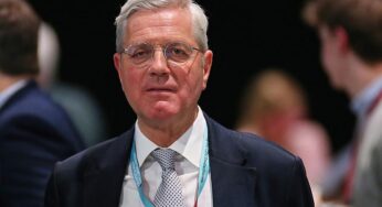 Röttgen: Iran gerade glaubwürdiger als Trump