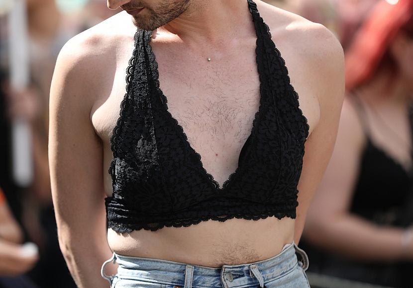 Queerbeauftragte verteidigt Selbstbestimmungsgesetz