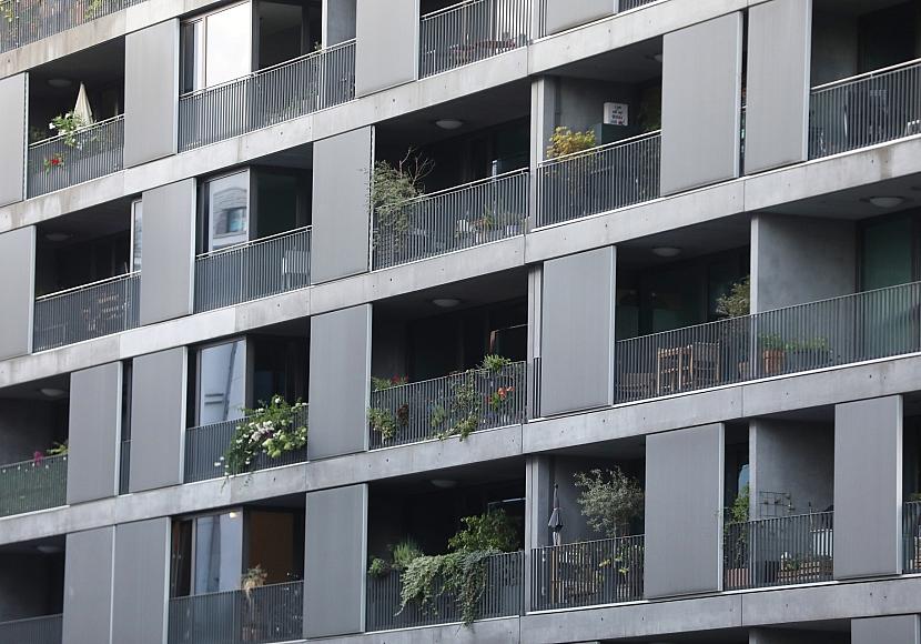 Studie: Unternehmen zögern bei Mitarbeiterwohnungen