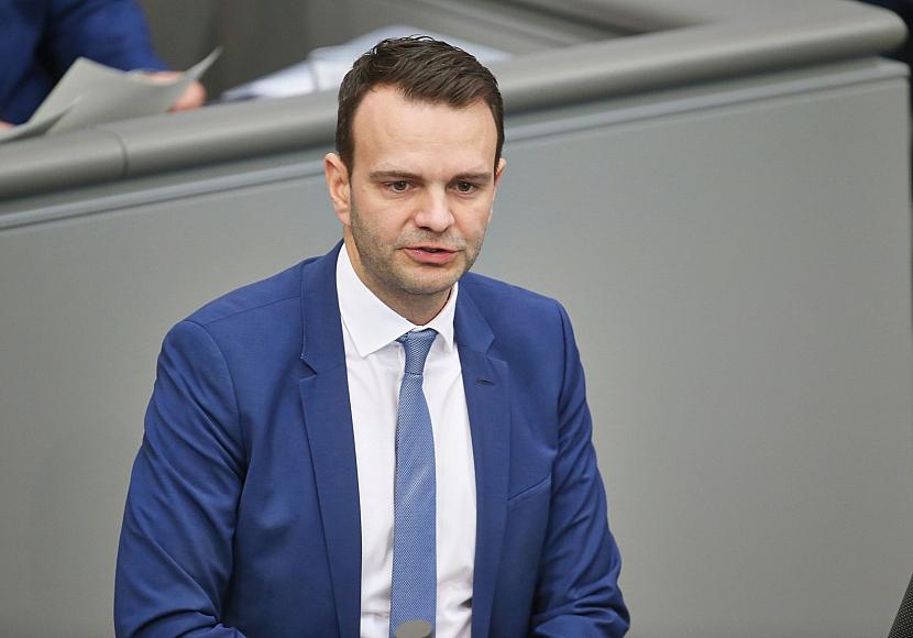 CSU-Politiker verteidigt sein Steuerkonzept
