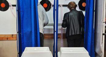Wahllokale in Ungarn schließen – Umfragen sehen Tisza vorn