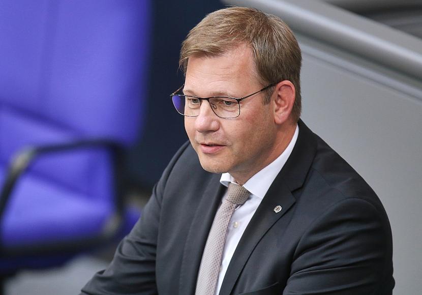 Union verteidigt Auslands-Genehmigungspflicht