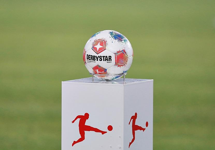 Cottbus steigt in 2. Bundesliga auf – Essen spielt Relegation