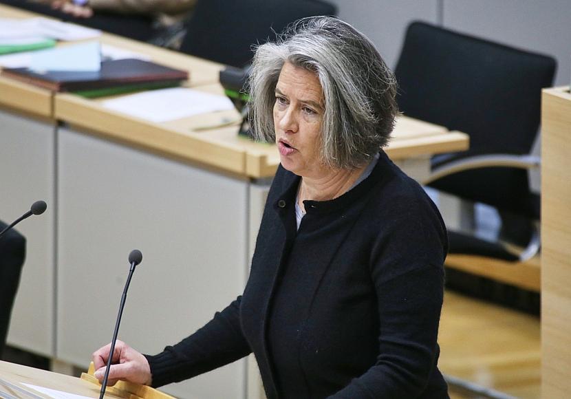 Sachsen-Anhalts Innenministerin will stärker auf KI setzen