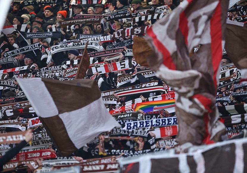 St. Pauli schließt ersten Tarifvertrag der Bundesliga-Geschichte ab