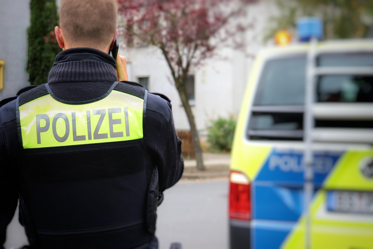 An der Haustür: Polizei warnt vor extrem gefährlichem Betrug