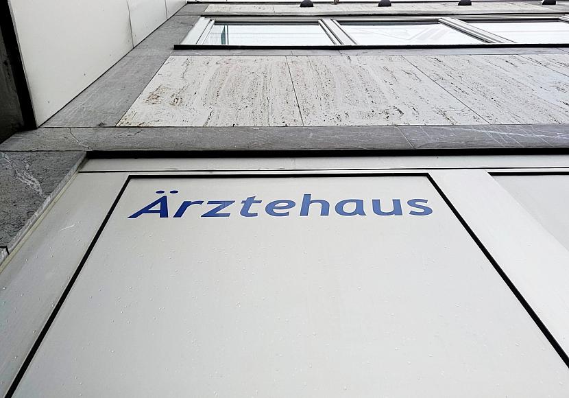GKV-Chef fordert Terminvergabe nach medizinischem Bedarf