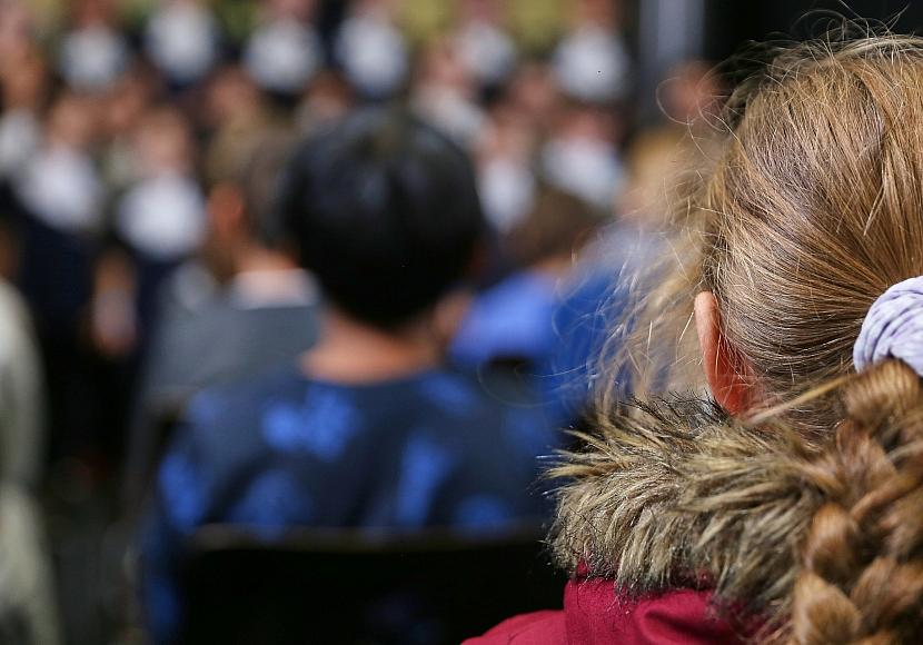 Studie: Schulstress belastet Mädchen stärker als Jungen