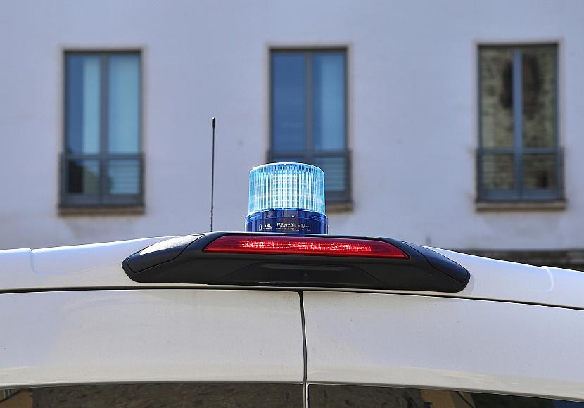 Anschlagversuch auf Rüstungsunternehmen: Zwei Verdächtige in Haft